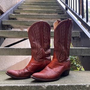Vintage (10D) 1980’s Tony Lama Leather Cowboy Boots, Western Style, Autumn /Fall